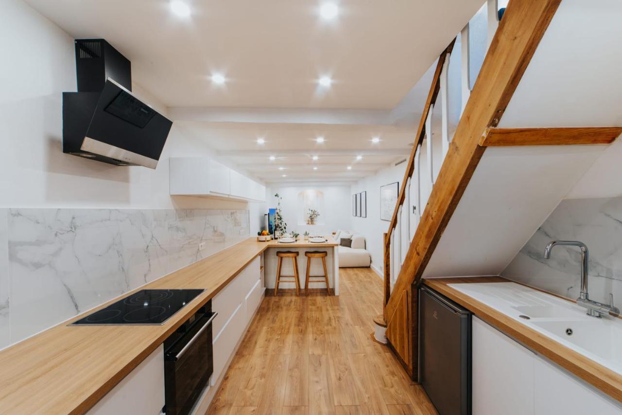 Perfect Family-Oriented And Renovated Townhouse In The Old Antibes Apartment Exterior photo