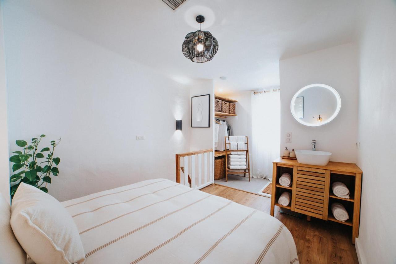 Perfect Family-Oriented And Renovated Townhouse In The Old Antibes Apartment Exterior photo